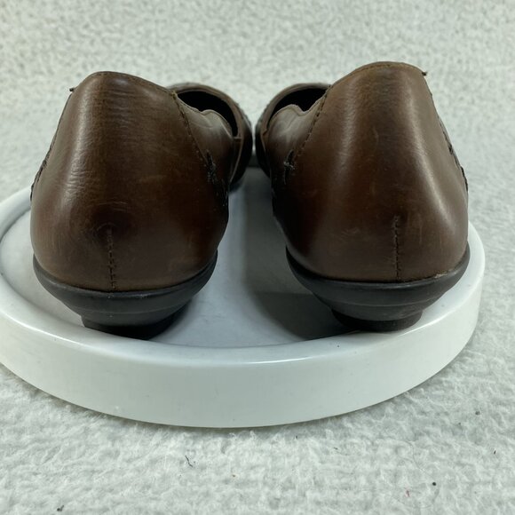 Born Charlotte Dark Brown Leather Slip On Flats Women's US Size 7 With Box - Picture 2 of 11